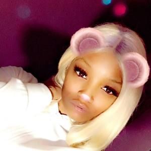 Meet your Posher, Destiny